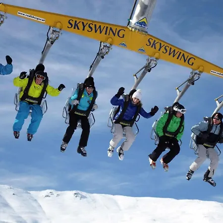 In By Slope & Sonnenbahn Chalé Ladis