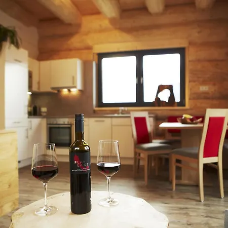 In By Slope & Sonnenbahn * Ladis