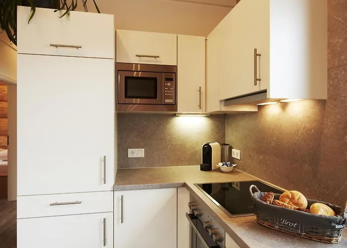 In By Slope & Sonnenbahn Ladis